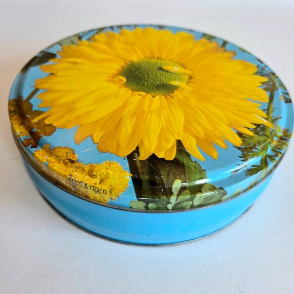 Vintage made in England round tin box with sunflower. - Picture 2 of 9